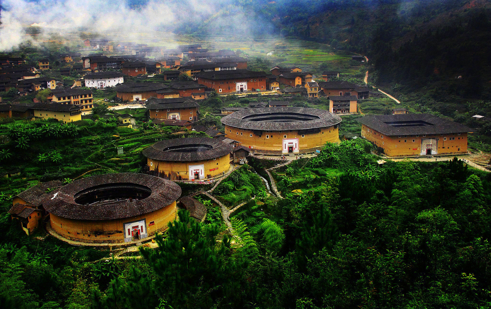 福建盛情款待，尊敬的嘉宾与朋友们